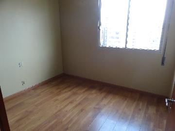 Alugar Apartamento / Padrão em Ribeirão Preto R$ 1.100,00 - Foto 15