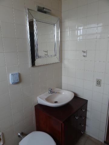 Alugar Apartamento / Padrão em Ribeirão Preto R$ 1.100,00 - Foto 9