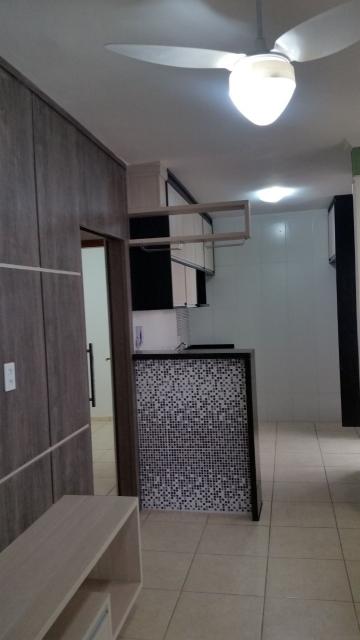 Alugar Apartamento / Padrão em Ribeirão Preto R$ 990,00 - Foto 1