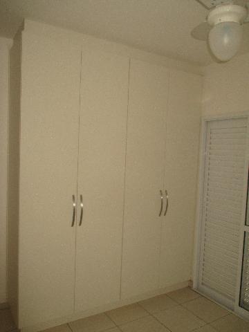 Alugar Apartamento / Padrão em Ribeirão Preto R$ 1.500,00 - Foto 4