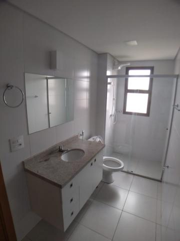 Alugar Apartamento / Padrão em Ribeirão Preto R$ 1.700,00 - Foto 7