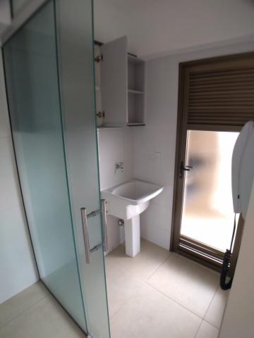 Alugar Apartamento / Padrão em Ribeirão Preto R$ 1.700,00 - Foto 10