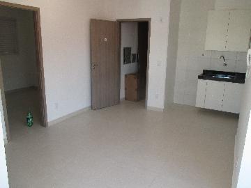 Alugar Apartamento / Padrão em Ribeirão Preto R$ 900,00 - Foto 8