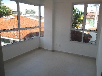 Alugar Apartamento / Padrão em Ribeirão Preto R$ 900,00 - Foto 2