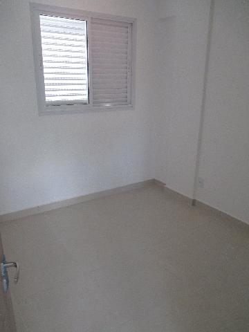 Alugar Apartamento / Padrão em Ribeirão Preto R$ 900,00 - Foto 5