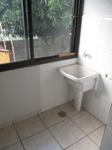 Alugar Apartamento / Padrão em Ribeirão Preto R$ 900,00 - Foto 5