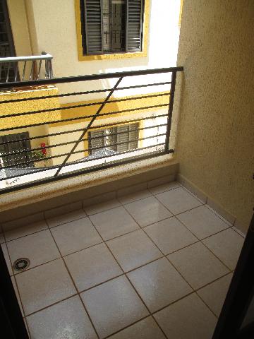 Alugar Apartamentos / Padrão em Ribeirão Preto R$ 650,00 - Foto 3