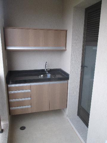 Alugar Apartamento / Padrão em Ribeirão Preto R$ 1.900,00 - Foto 3