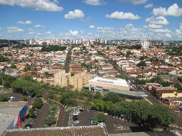 Alugar Apartamento / Padrão em Ribeirão Preto R$ 1.500,00 - Foto 3