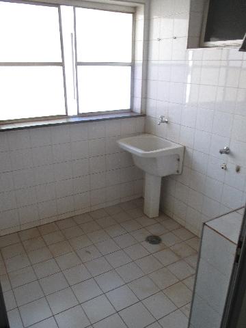 Alugar Apartamento / Padrão em Ribeirão Preto R$ 1.400,00 - Foto 11