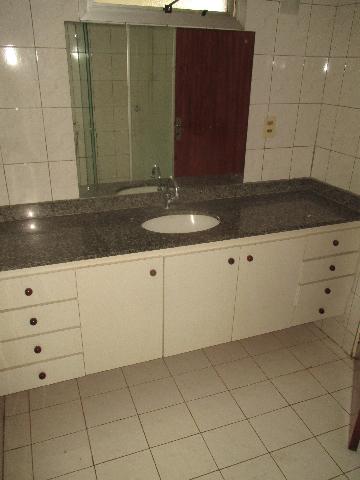 Alugar Apartamento / Padrão em Ribeirão Preto R$ 1.400,00 - Foto 8