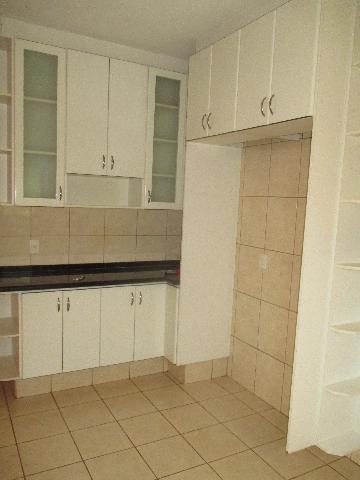 Alugar Casa condomínio / Padrão em Bonfim Paulista R$ 3.200,00 - Foto 9