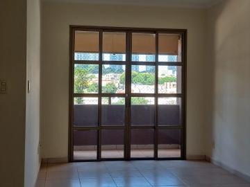 Apartamento / Padrão em Ribeirão Preto Alugar por R$2.000,00