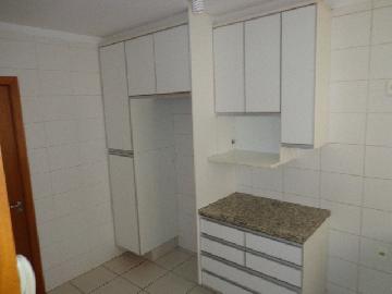 Alugar Apartamento / Padrão em Ribeirão Preto R$ 1.900,00 - Foto 13