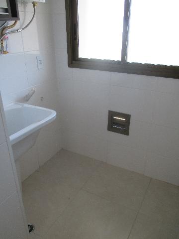 Alugar Apartamento / Padrão em Ribeirão Preto R$ 1.900,00 - Foto 15