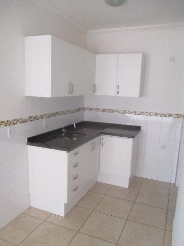 Alugar Apartamentos / Padrão em Ribeirão Preto R$ 750,00 - Foto 5