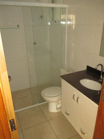 Alugar Apartamento / Padrão em Ribeirão Preto R$ 750,00 - Foto 8