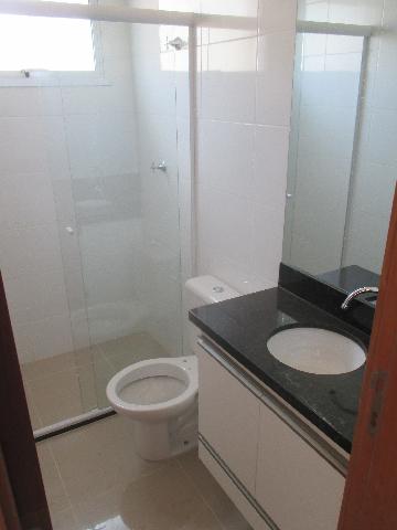 Alugar Apartamento / Padrão em Ribeirão Preto R$ 800,00 - Foto 8