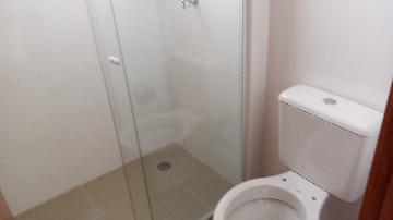 Alugar Apartamento / Padrão em Ribeirão Preto R$ 1.500,00 - Foto 9