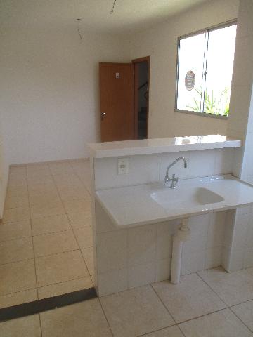 Alugar Apartamentos / Padrão em Ribeirão Preto R$ 900,00 - Foto 4