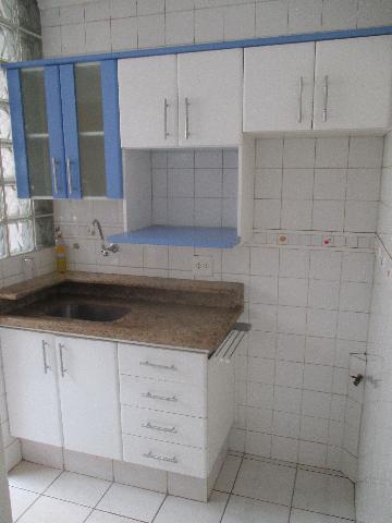 Alugar Apartamento / Padrão em Ribeirão Preto R$ 950,00 - Foto 2