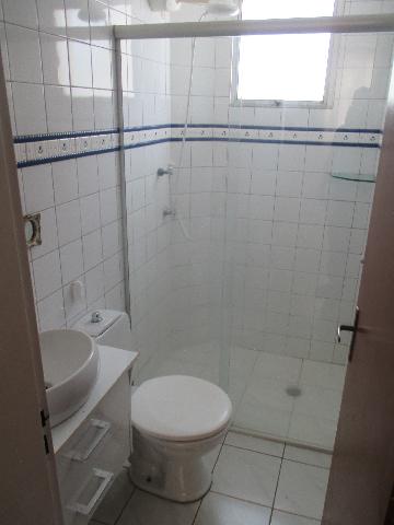 Alugar Apartamento / Padrão em Ribeirão Preto R$ 950,00 - Foto 5