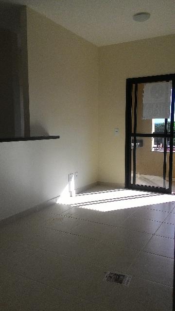 Apartamento / Padrão em Ribeirão Preto 