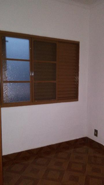 Alugar Casa / Padrão em Ribeirão Preto R$ 1.400,00 - Foto 11