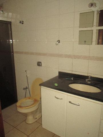 Alugar Casa / Padrão em Ribeirão Preto R$ 1.800,00 - Foto 15