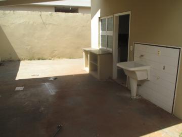 Alugar Casa / Padrão em Ribeirão Preto R$ 1.000,00 - Foto 10