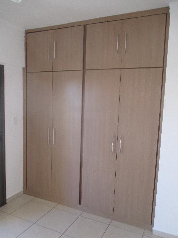 Alugar Apartamentos / Padrão em Ribeirão Preto R$ 2.000,00 - Foto 6