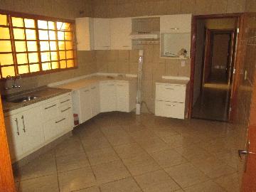 Alugar Casa / Padrão em Ribeirão Preto R$ 1.700,00 - Foto 4