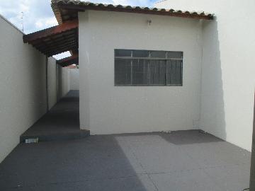 Casa / Padrão em Ribeirão Preto Alugar por R$1.200,00