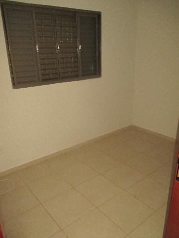 Alugar Casa / Padrão em Ribeirão Preto R$ 1.200,00 - Foto 10