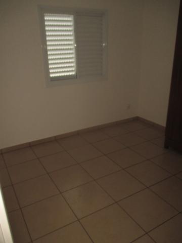 Alugar Apartamento / Padrão em Ribeirão Preto R$ 1.250,00 - Foto 9