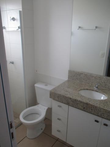 Alugar Apartamento / Padrão em Ribeirão Preto R$ 1.250,00 - Foto 8