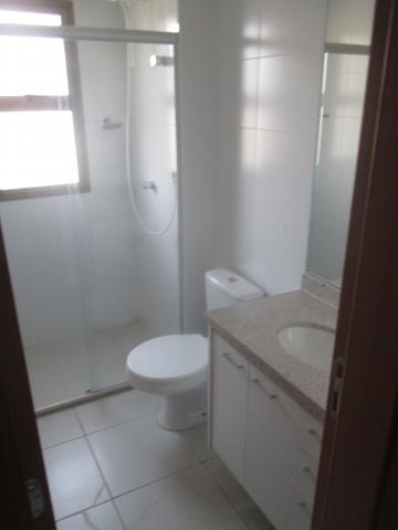 Alugar Apartamento / Padrão em Ribeirão Preto R$ 1.800,00 - Foto 7