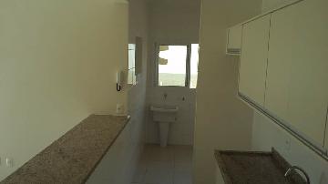 Alugar Apartamento / Padrão em Ribeirão Preto R$ 1.200,00 - Foto 3