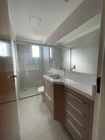 Alugar Apartamento / Padrão em Ribeirão Preto R$ 1.300,00 - Foto 11