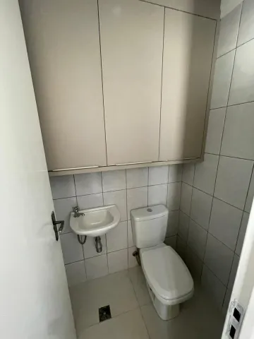 Alugar Apartamento / Padrão em Ribeirão Preto R$ 1.300,00 - Foto 18