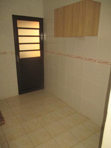 Alugar Casa / Padrão em Ribeirão Preto R$ 1.500,00 - Foto 11