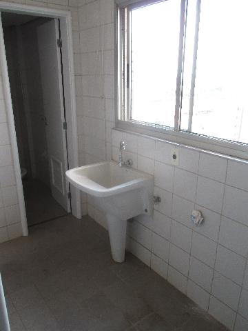 Alugar Apartamento / Padrão em Ribeirão Preto R$ 1.100,00 - Foto 7