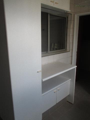 Alugar Apartamento / Padrão em Ribeirão Preto R$ 1.100,00 - Foto 8