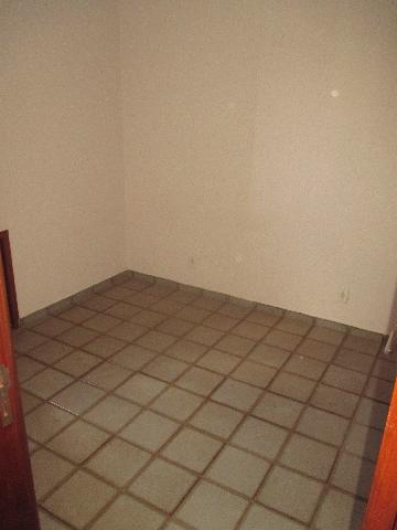 Alugar Apartamento / Padrão em Ribeirão Preto R$ 1.100,00 - Foto 14