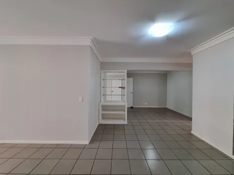 Alugar Apartamento / Padrão em Ribeirão Preto R$ 3.000,00 - Foto 2