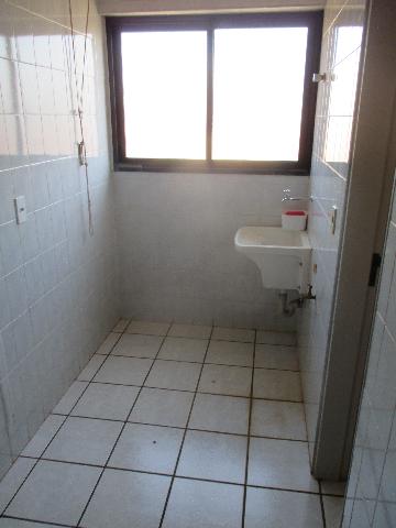 Alugar Apartamentos / Padrão em Ribeirão Preto R$ 1.500,00 - Foto 17