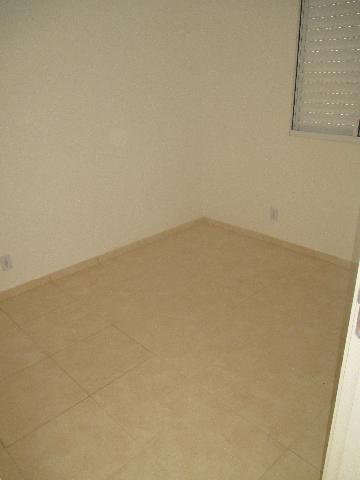 Alugar Apartamento / Padrão em Ribeirão Preto R$ 650,00 - Foto 7