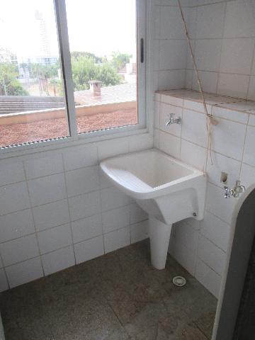 Alugar Apartamento / Padrão em Ribeirão Preto R$ 1.700,00 - Foto 7