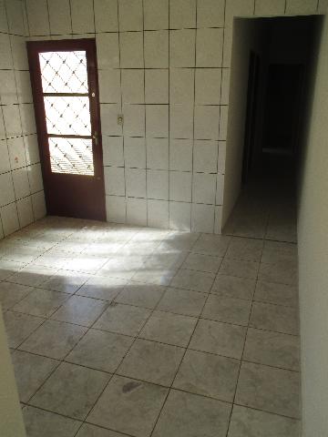 Alugar Casa / Padrão em Ribeirão Preto R$ 900,00 - Foto 11