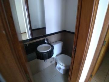 Alugar Apartamentos / Padrão em Ribeirão Preto R$ 1.800,00 - Foto 15